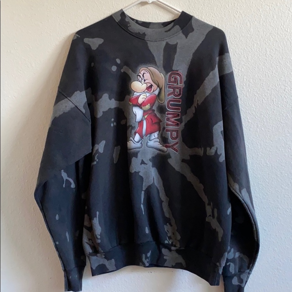 COPY - Men's xl Disney sweater